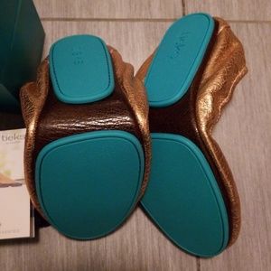 Tieks Shoes - Tieks rose gold glam 9 NIB Tieks Shoes - Tieks rose gold glam 9 NIB